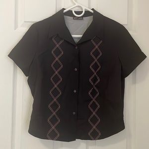 URBAN OUTFITTERS CROPPED BUTTON UP